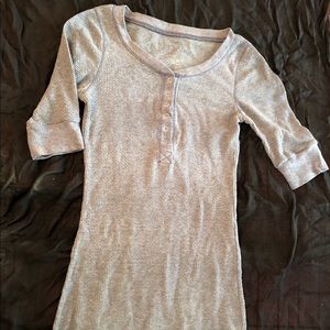Gray 3/4 sleeve top